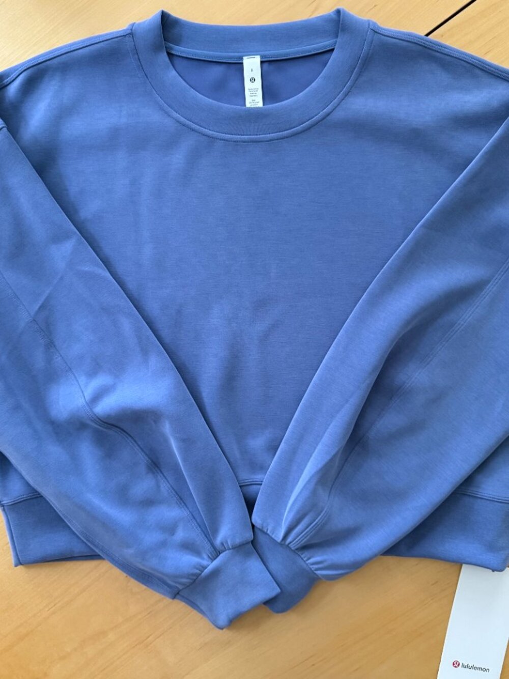 NWT LULULEMON Perfectly Oversized Cropped Crew Softstreme Water Drop Size 8
